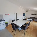 Luxury On Floor *