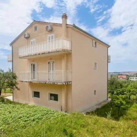דירה Spacious Floor With 3 Bdr & Balconies פודסטראנה