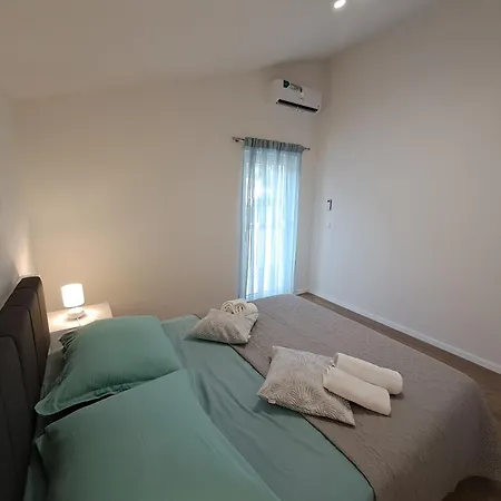 Spacious Floor With 3 Bdr & Balconies