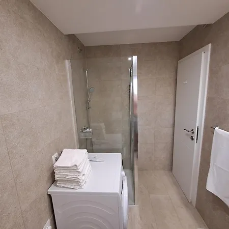 Spacious Floor With 3 Bdr & Balconies *