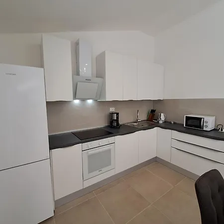 Apartment Luxury On Floor