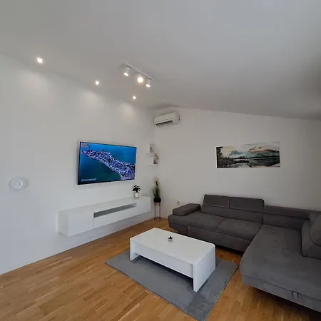 Apartment Luxury On Floor Podstrana