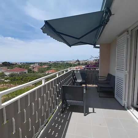 Spacious Floor With 3 Bdr & Balconies
