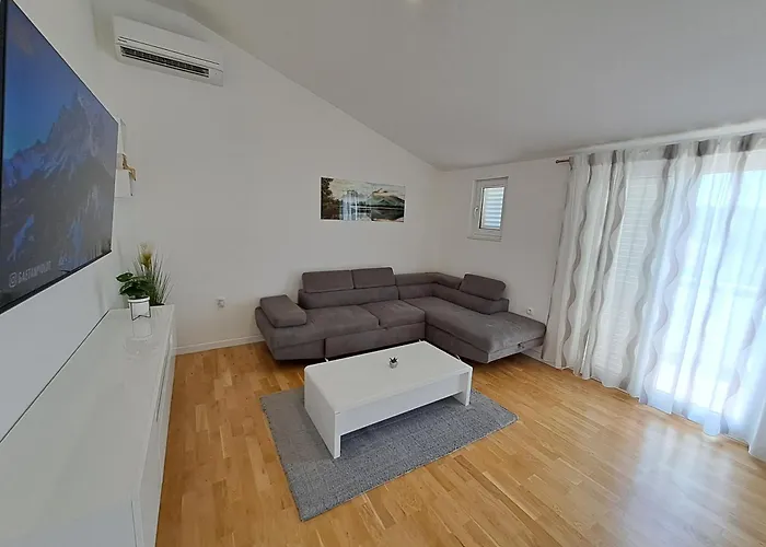 아파트 Luxury On Floor *